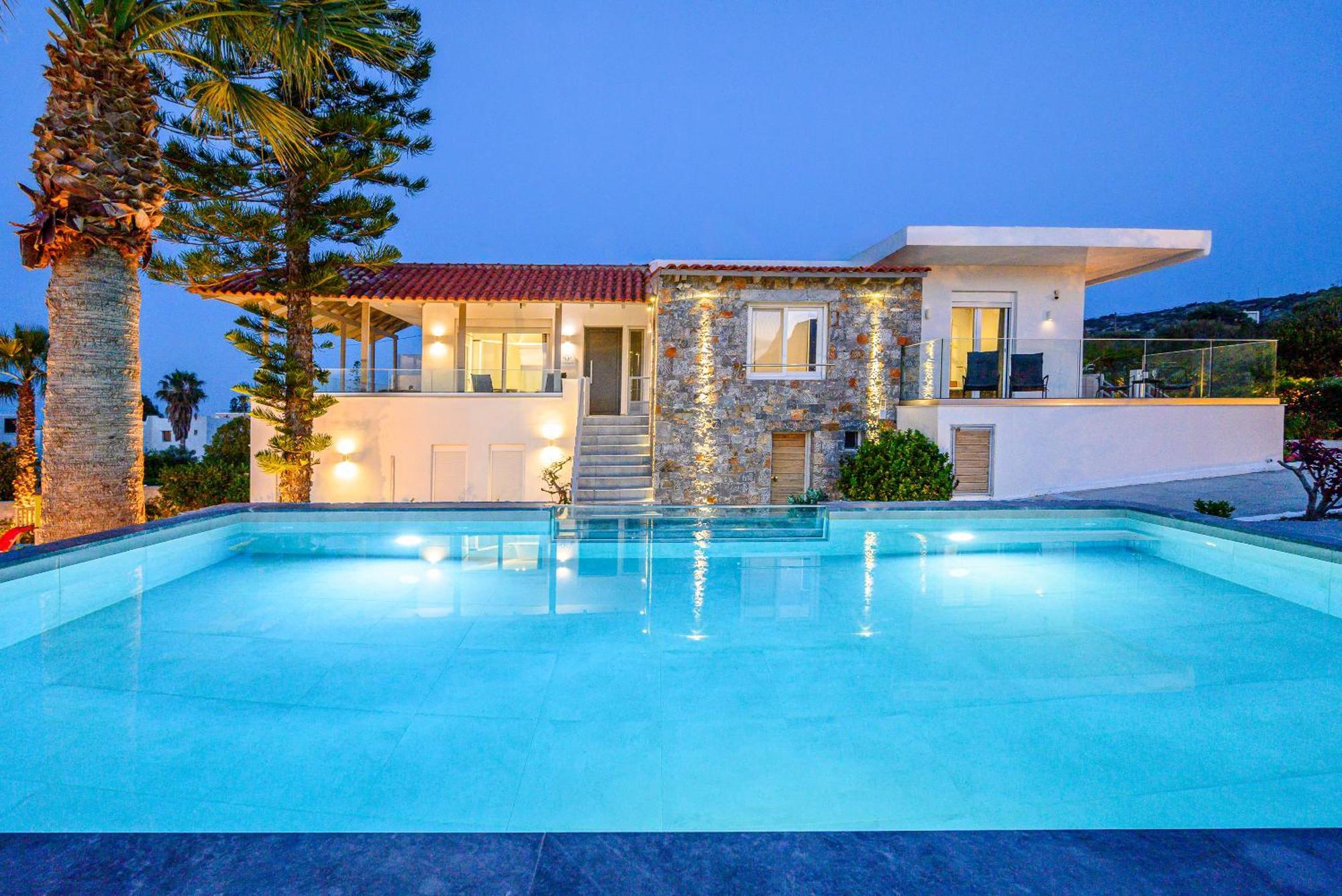 Queen'S Gem Luxury Villa - Heated Jacuzzi & Pool Hersonissos  Exteriér fotografie