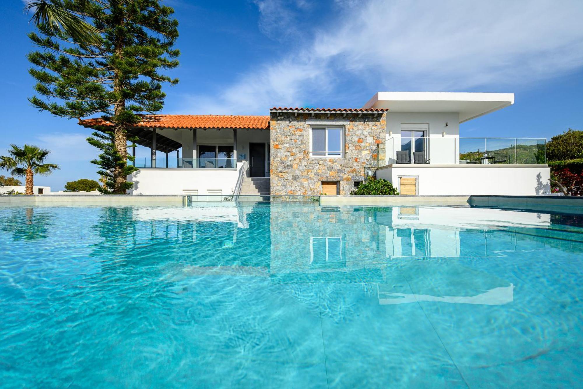 Queen'S Gem Luxury Villa - Heated Jacuzzi & Pool Hersonissos  Exteriér fotografie