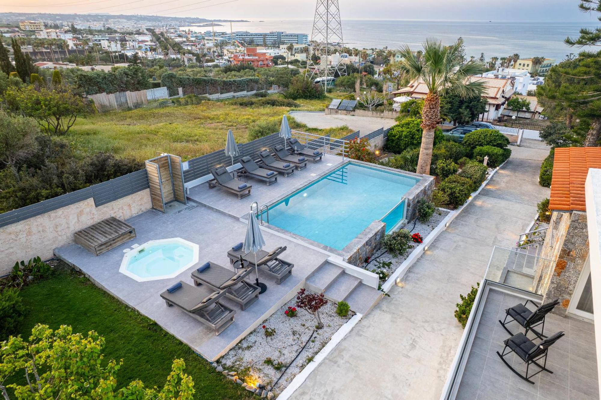 Queen'S Gem Luxury Villa - Heated Jacuzzi & Pool Hersonissos  Exteriér fotografie